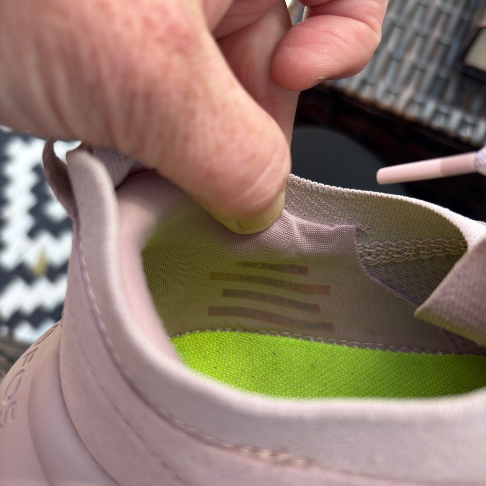 OOFOS Women's Oomys Stride Sneakers - Pink - Picture 8 of 9